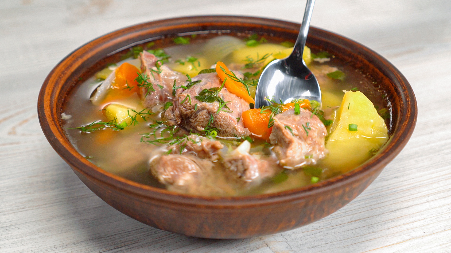 Рецепт супа с фрикадельками: куриными или из мясного фарша