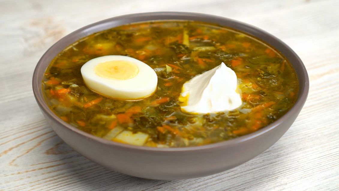 Зелёный борщ: рецепты классического и постного супа